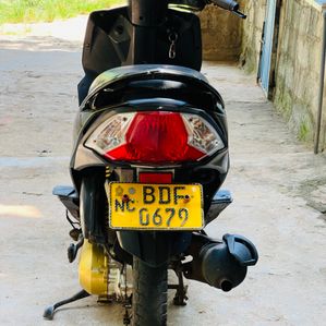 Honda Dio 2015 - Image 3