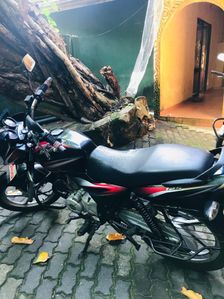 Bajaj Discover 125 2016