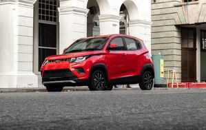 Mahindra KUV 100 NXT 2025