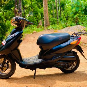 Yamaha 48 cc 2010 - Image 2