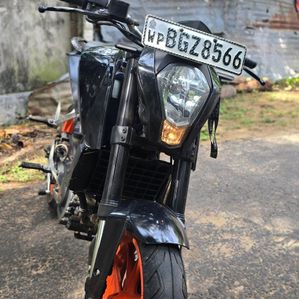 KTM Duke 200 BS4 2017 - Image 2
