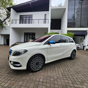 Mercedes Benz B250e 2015 - Image 2