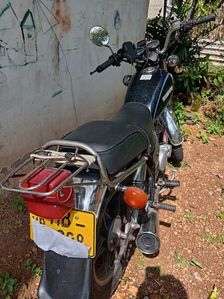 Suzuki GN 125 2001