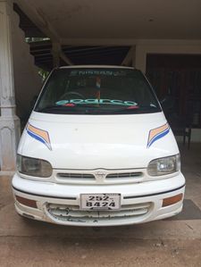 Nissan 1994