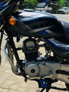 Bajaj CT100 2012