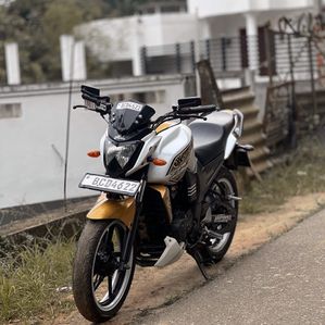 Yamaha FZ S 2015 - Image 3