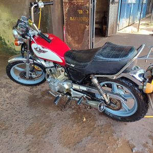 Honda CM Custom 2001 - Image 2