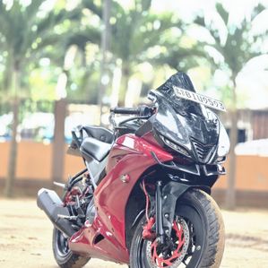 Yamaha R15 V3 2020 - Image 2
