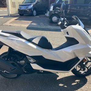 Honda PCX 125 2025 - Image 2