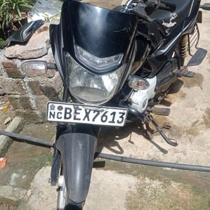 Bajaj Platina ES 100 2017 - Image 2
