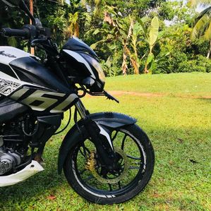 Bajaj Pulsar N160 BFG 2017 - Image 3