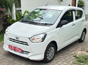 Daihatsu Mira ES 2023