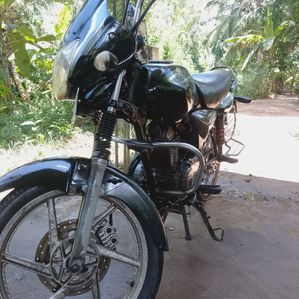 Bajaj Platina 2007 - Image 2