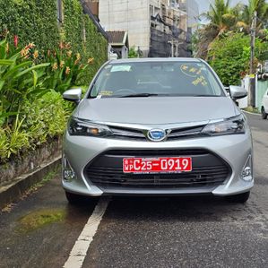 Toyota Corolla Fielder G 2024 - Image 3