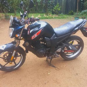 Yamaha FZ S 2012 - Image 3
