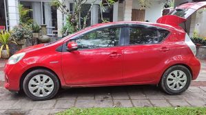 Toyota Aqua 2013