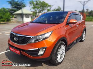 Kia Sportage Orange Package 2011