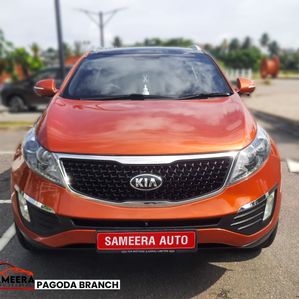Kia Sportage Orange Package 2011 - Image 3