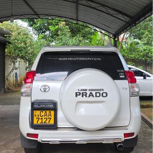Toyota Land Cruiser Prado TX 2013 - Image 3