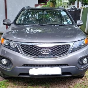Kia Sorento 2012 - Image 2