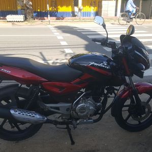 Bajaj Pulsar 150 2015 - Image 2