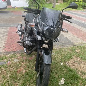 Bajaj Pulsar 150 2018 - Image 2