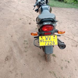 Bajaj Platina 125 2011 - Image 3