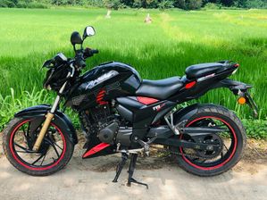 TVS Apache 2016