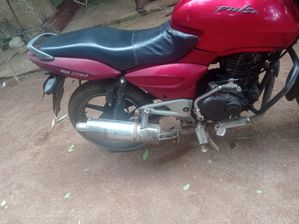 Bajaj Pulsar 180 2004
