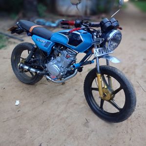 Honda CG125 2004 - Image 3