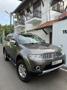 Mitsubishi Montero Sport First Owner 2012