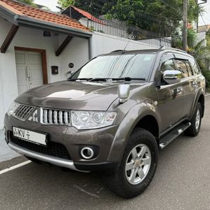 Mitsubishi Montero Sport First Owner 2012 - Image 3
