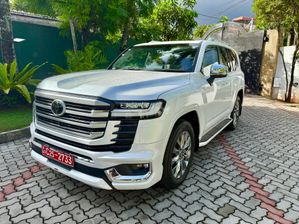 Toyota Land Cruiser Sahara 2024 Belt for sale in Colombo, Colombo