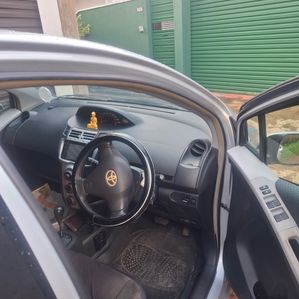 Toyota Vitz 2007 for sale in Colombo, Colombo