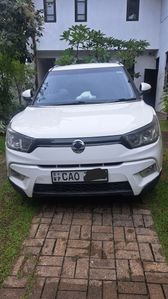 Ssang Yong Tivoli 2015 for sale in Colombo, Colombo
