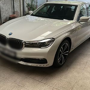 BMW 740Le 2019 Luxury - Image 2