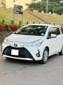 Toyota Vitz 2017 for sale in Polonnaruwa, Polonnaruwa