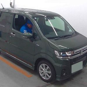 Suzuki Wagon R 2024 - Image 2