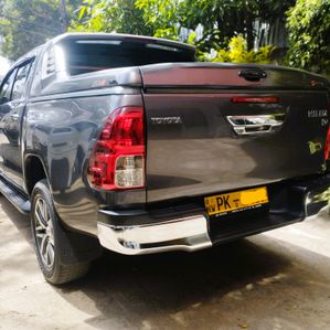 Toyota Hilux REVO 2018 - Image 3