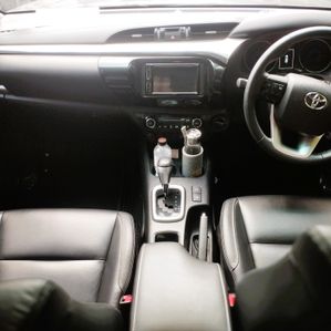Toyota Hilux REVO 2018 - Image 4