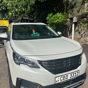 Peugeot 5008 2018 - Image 2