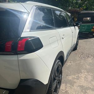 Peugeot 5008 2018 - Image 3