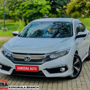Honda Civic 1.5L Turbo 2018 - Image 2