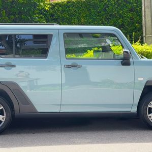 Daihatsu Dark Chrome Venture 2023 - Image 4