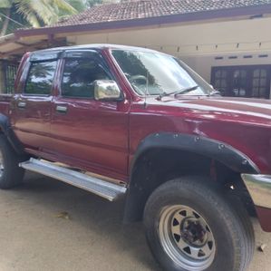 Toyota Hilux LN 106 1994 - Image 3