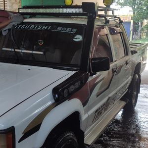 Mitsubishi L200 Cab 1999 - Image 4