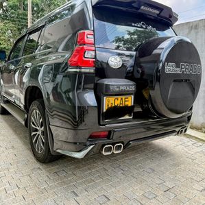 Toyota Land Cruiser Prado 2010 - Image 3