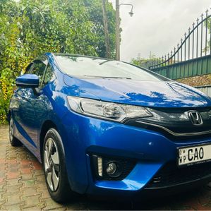 Honda Fit GP5 2014 - Image 2