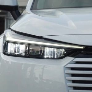 Honda Vezel E:HEV Z Package 2025 - Image 3