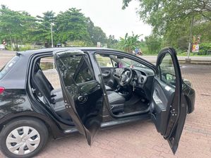 Toyota Vitz ksp 130 2015 for sale in Gampaha, Gampaha